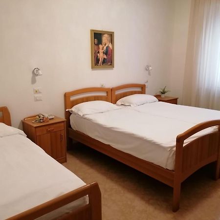 Casa Vacanza - Casa Del Padre Nascimbeni 托里德尔贝纳科 外观 照片